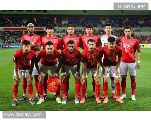 科隆队主场迎战美因茨全力争胜展现球队实力与斗志